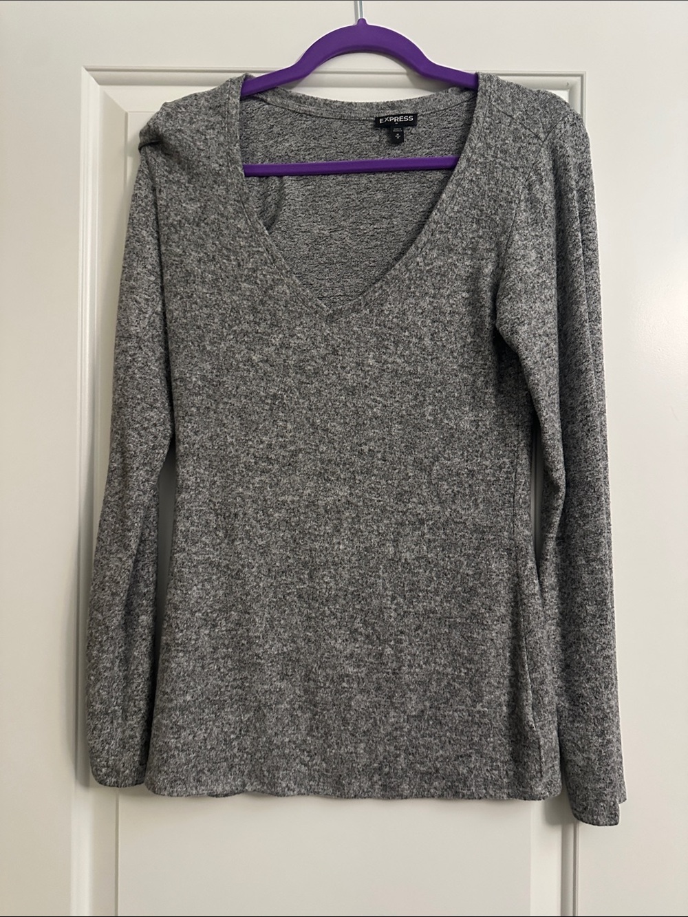 Express Gray V-Neck Long Sleeve Sweater